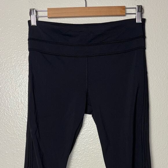 Lululemon Leggings women's size 6 Inspire Crop Luxtreme four-way stretch Black - Picture 12 of 16